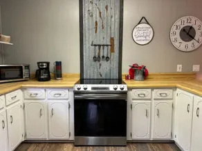 Summer Escape- dog-friendly; hike/fish nearby; 2BR - Image 4