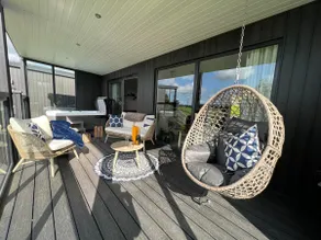 Loudoun Mains Luxury Lodges - Image 2