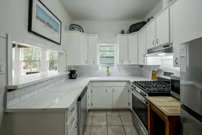 The Rouge House - Stylish Baton Rouge Stay - Image 5