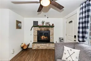 Pet-friendly Woodland Escape - Sugar Pine Hollow - Image 5
