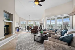 Tranquil Waterfront Retreat - Image 2