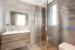 Top location! Cozy 1-BR flat - Image 3