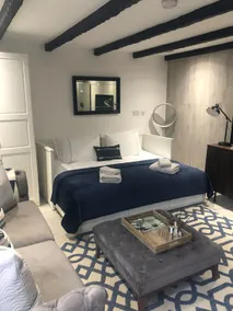 Wembley Elegant Guest House - Image 5