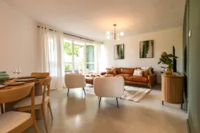 Chic apartment with a beautiful view - Image 1