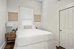 Charming Upstairs 3BR: Minutes from DT Sacramento! - Image 5