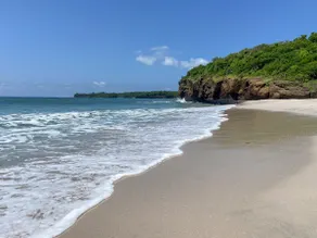 Luxurious Private Beach Getaway - Image 3