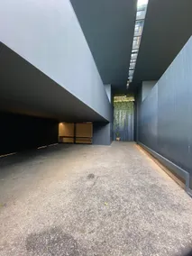 the black line house - Image 3