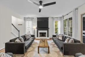 Stunning 5 bedroom/3 bath home in Hope Valley Farm - Image 2