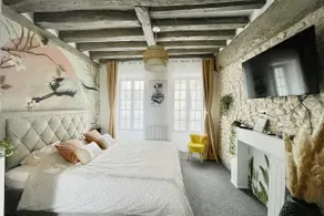 Chic Bohemian Experience! - Relaxation - Jacuzzi - 1 hour in Paris - Image 2