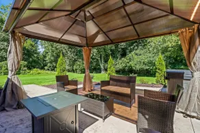 Minglewood Hideaway/HotTub/GmeRoom/Gazebo/KingSte - Image 2