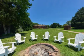 Tiki House, perfect large family getaway! - Image 5