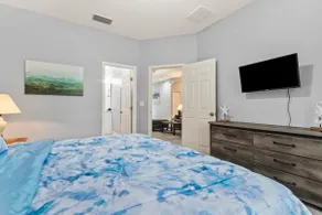 The Blue Oasis, a beach-themed Florida getaway - Image 5