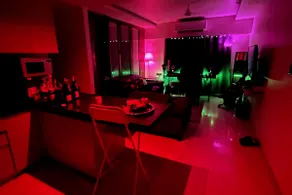 Artist's Retreat ~ 5*Amenities ~ Workspace - Image 2