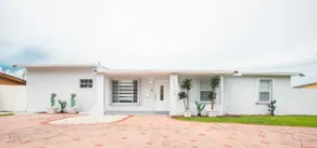 Stylish Miami 3 BR Home w/ Fun Games & Huge Yard - Image 2