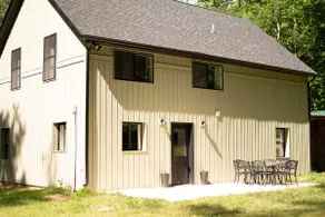 Hollow Creek Getaway - Image 4