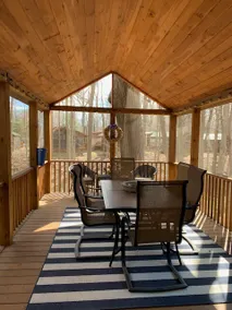Knotty but Nice-sleeps 6-one minute to lake! - Image 2