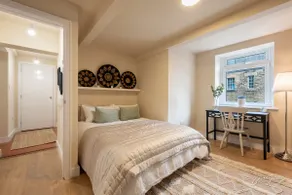 Cosy Cottage in Heart of Glossop - Image 3
