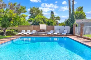 14 ppl Estate w/Pool. Near Universal Studios! - Image 3