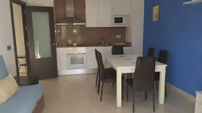 Apartment in Playa de la Mora 2 Bedrooms - Image 2