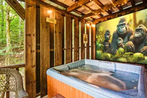 Spring Retreat! Hot Tub, Theater, XBox, Kid Room - Image 2