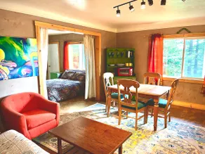 The Nest - Eclectic Art, Surf & Nature retreat. - Image 5