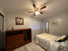5 bedroom house in Long Beach - Image 5