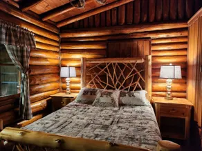 The Kestral in Lake George (Long term available!) - Image 2