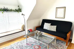 Huge Victorian near Loyola 2bd Apt - Image 4
