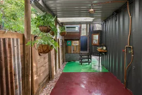 Art Studio by the Creek - Image 5