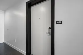 Corner Condo with City Views - Image 2