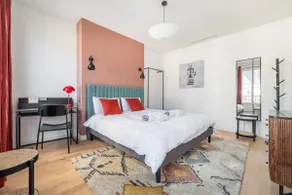 RARE Chic Top-Floor Parisian Apt with Rooftop View - Image 3