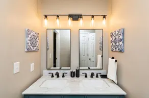 Gem in West Dsm | 4BD/3BA Home | Perfect Location - Image 5