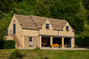 Stylish Countryside Loft | Cotswolds - Image 2