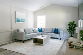 Cozy Marine Retreat - Pet Friendly and Close to PI - Image 2