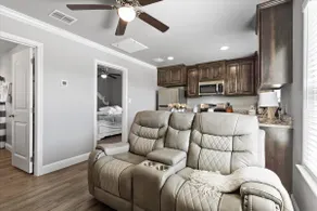 The Gem of Granbury - Image 4