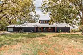 Lake Fork Stay Near Canton & Top Quilt Retreat - Image 2