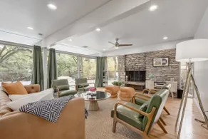 Luxurious Relaxing Retreat w/ Pool, Lush Gardens! - Image 2