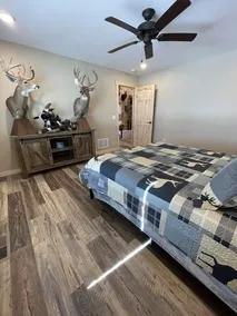 SPORTSMAN'S PARADISE - Image 5