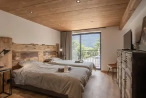 Cozy Chalet - Image 4