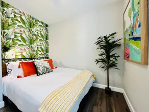 Cozy Bright Quiet Boho-Chic House in Bridgeport - Image 4