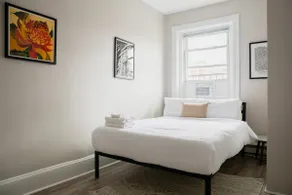 Centrally located 1bed Newbury Street - Image 2