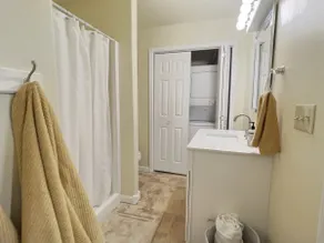 Billings Best 1BD - Image 5