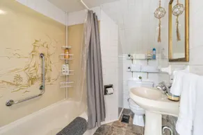 Sailboat Suite - Heart of Lunenburg - Image 4