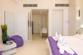 New high floor studio apartment - Image 4