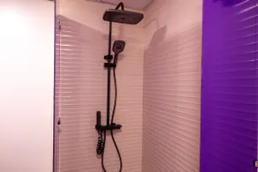New high floor studio apartment - Image 5