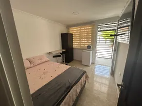 Private apartment in a house - Image 5