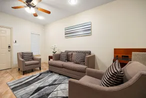 Cozy Stay 2.0 | Driscoll | DHR & Malls | Shopping| - Image 2