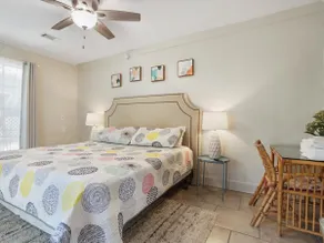 Downstairs Duplex on Lake w/ King Bed & Huge Patio - Image 4