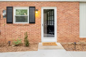 Chapel Hill Studio Hideaway - Image 3