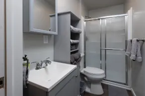 1BR+Sofa bed Gore & Saratoga Crash Pad! The Cocoon - Image 4
